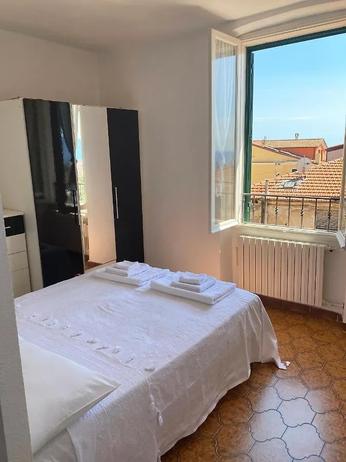 Casa Petra - Appartamento Vista Mare Citta Vecchia Bordighera