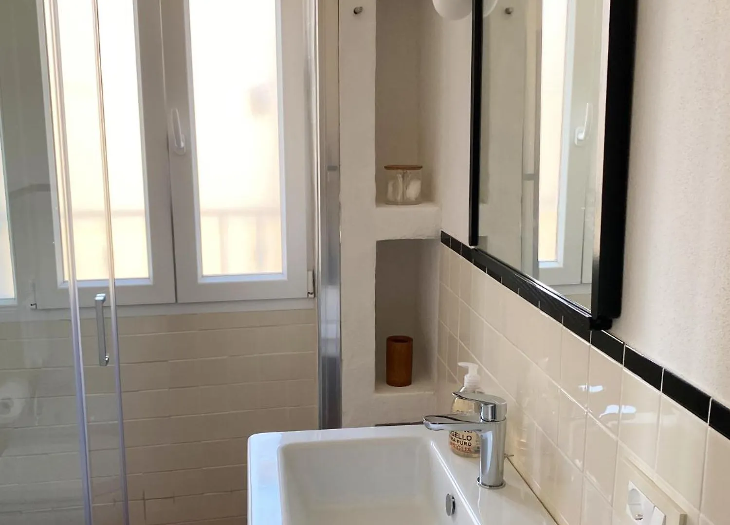 Casa Petra - Appartamento Vista Mare Citta Vecchia Bordighera 0*,