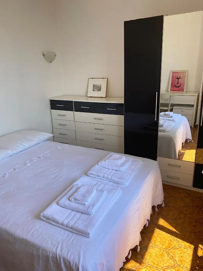 Апартаменты Casa Petra - Appartamento Vista Mare Citta Vecchia Бордигера Италия